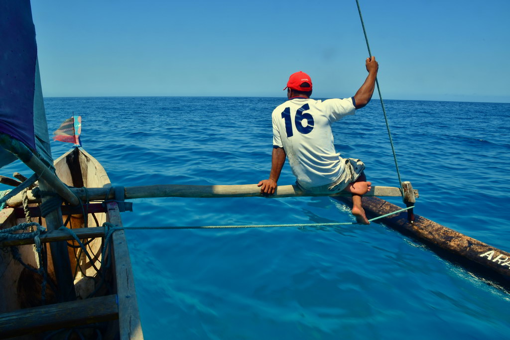 Pirogue to Assassins Bay